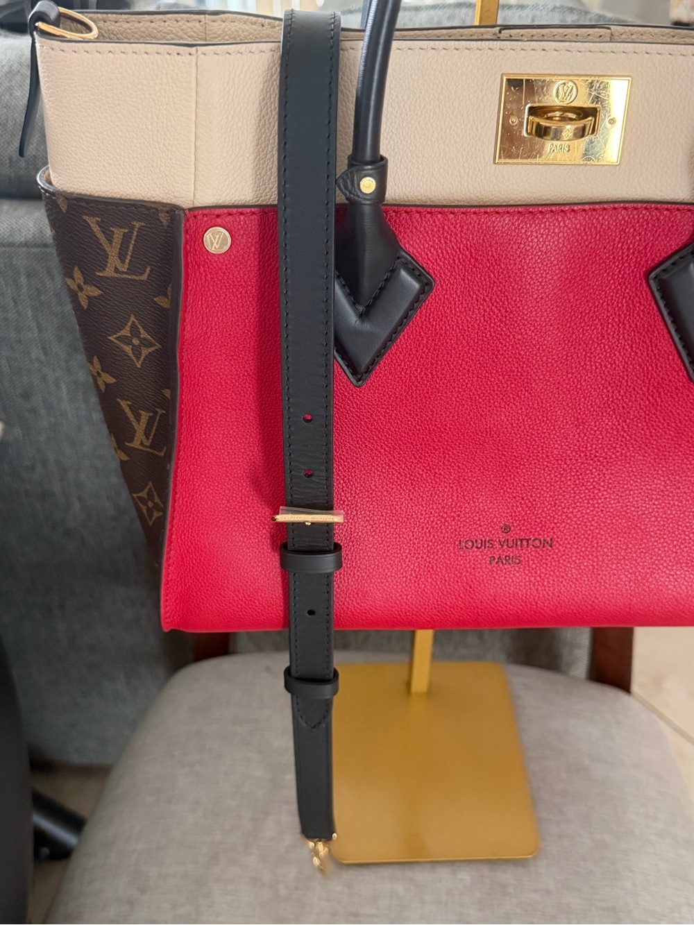 Louis Vuitton On My Side MM Bag brand New dustbag only never used ❤️🤎price final - Picture 15 of 16
